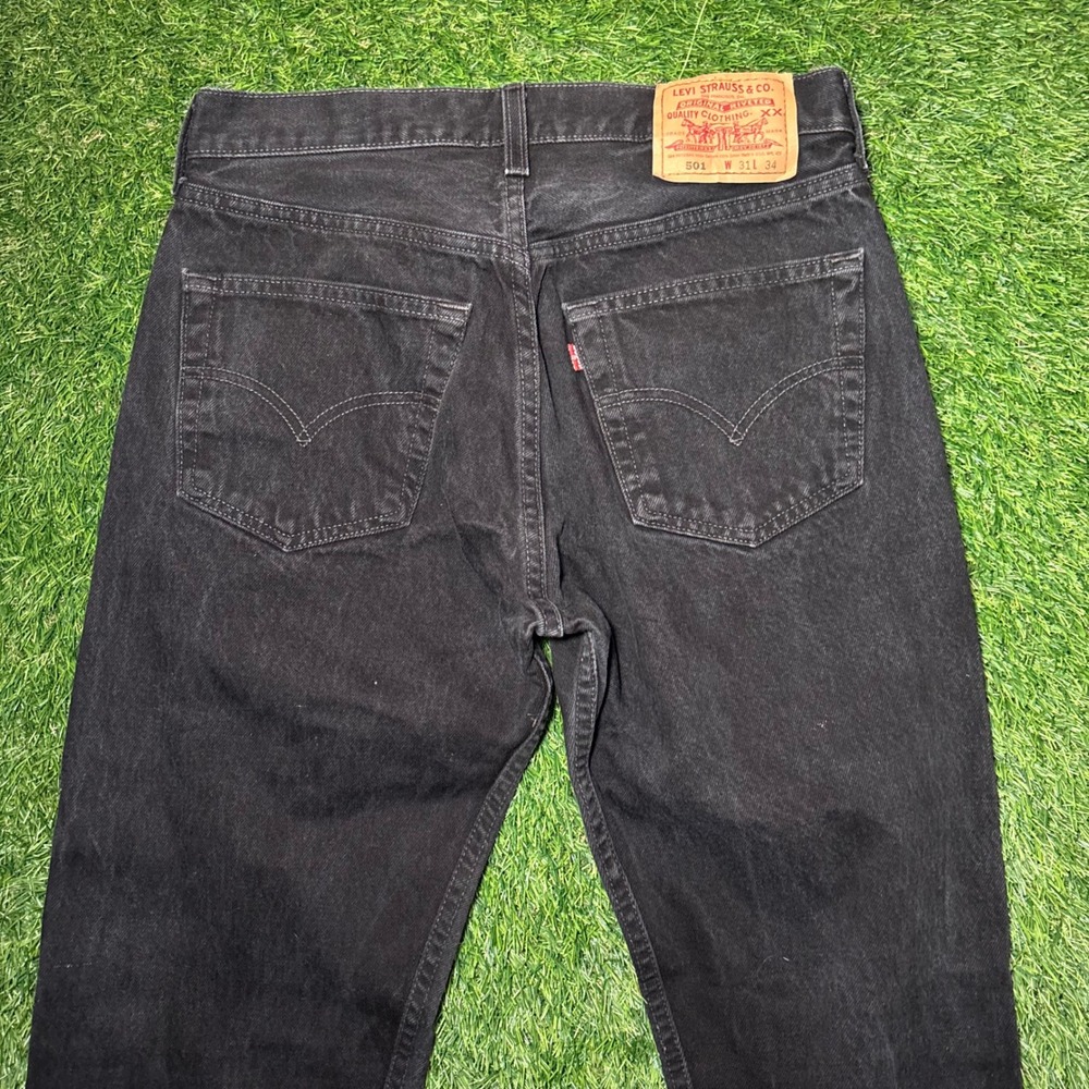 Vintage Levis 501 Black Denim Jeans Made in USA 1998 Button Fly W31 L34 501-0660 - Picture 12 of 16